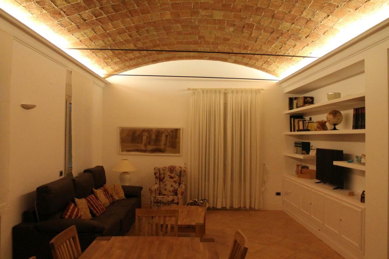 Cal Taixés Appartamento Reus Esterno foto